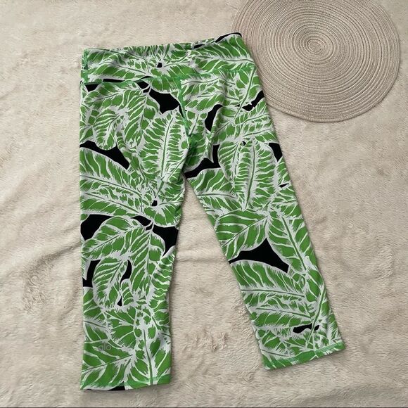Alo Yoga Airbrush Capri Leggings Palm Springs Size Medium - Picture 11 of 16